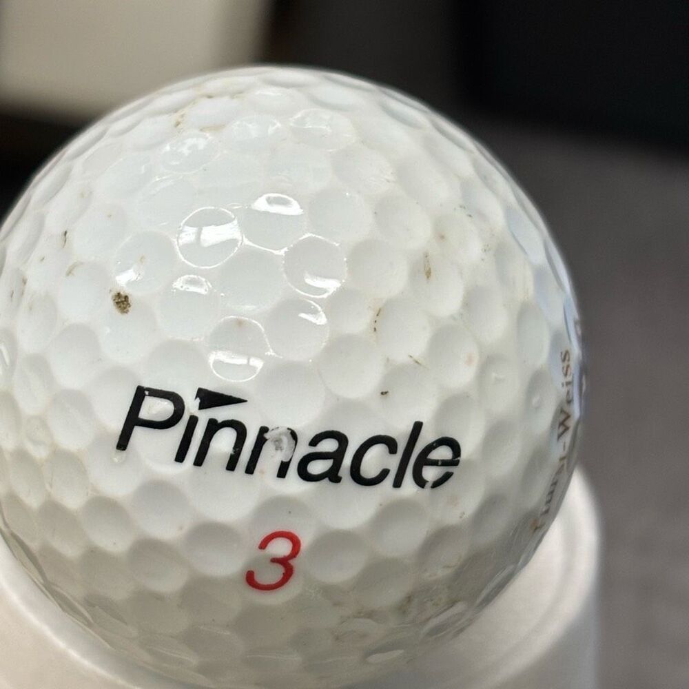 Hurst-Weiss Insurance Pinnacle Gold LS Golf Ball - Picture 4 of 6